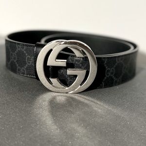 Men’s GG Supreme belt with G buckle